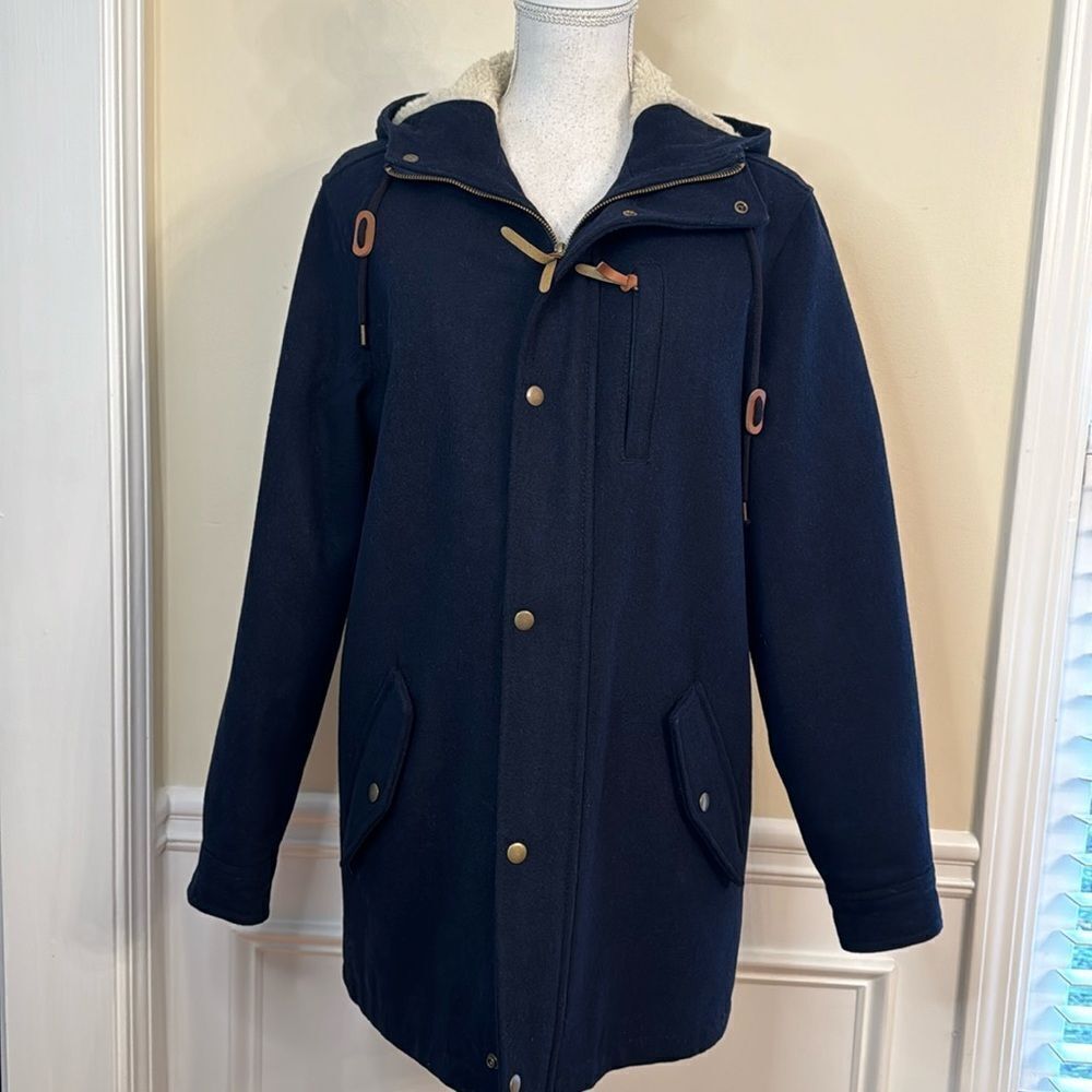 Gorgeous Old Navy Wool Blend Hooded Peacoat